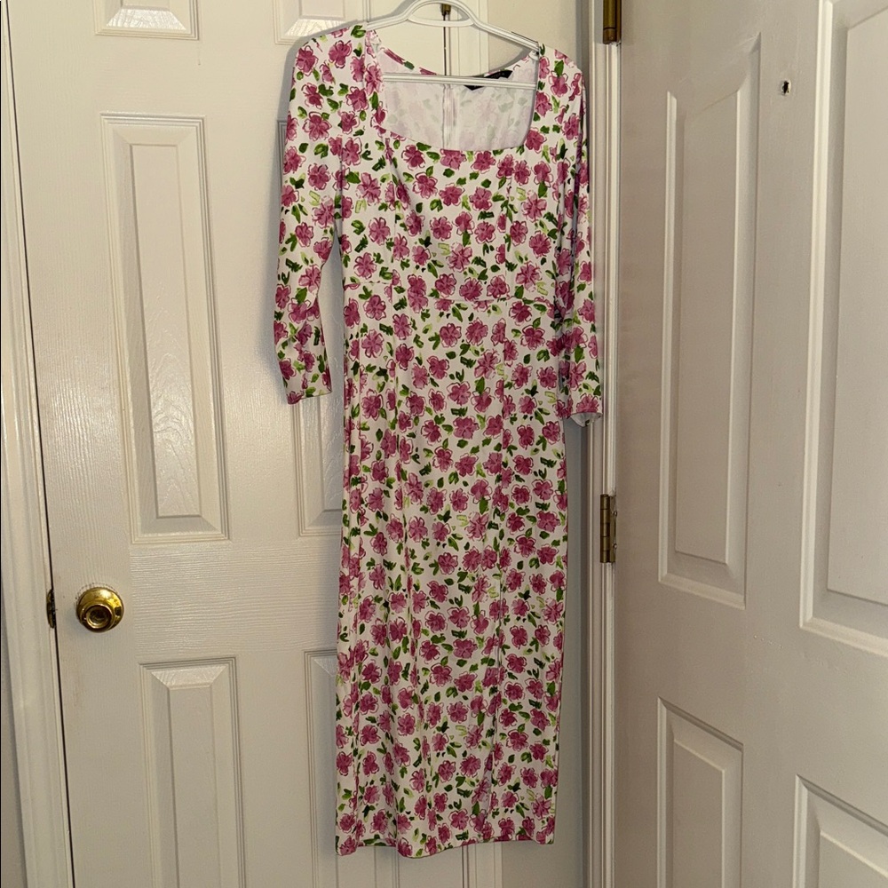 Zara Pink and White Floral Long Sleeve Dress